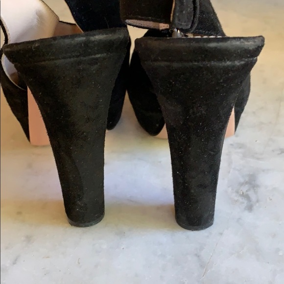 Prada Heels - Picture 4 of 7